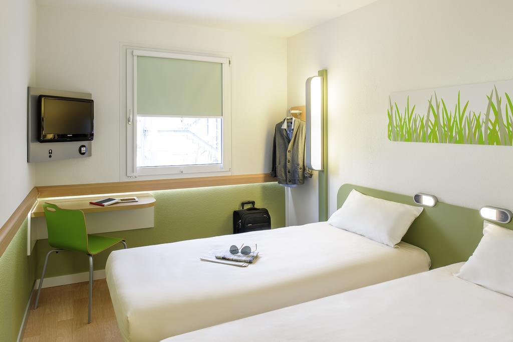 Ibis Budget Muenchen City Sued Bagian luar foto